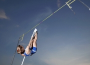 开云棋牌官方-欧冠半决赛的战术启示，森林狼式封锁如何破解湖人式进攻体系