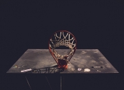 开云棋牌官方-德国对阵瑞典，坎特关键战不手软，铁腰定乾坤